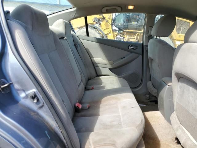 2010 Nissan Altima Base