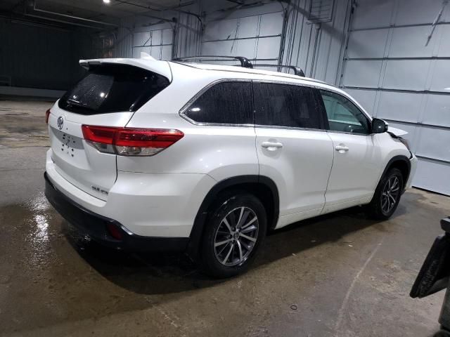 2018 Toyota Highlander SE