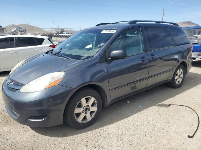 2009 Toyota Sienna CE