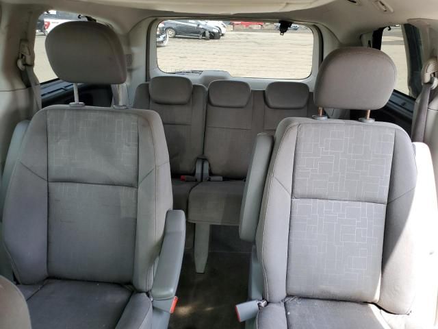 2009 Volkswagen Routan SE