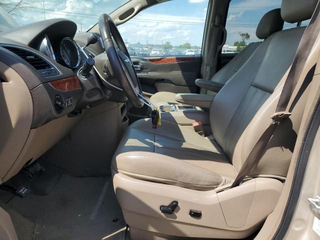 2014 Chrysler Town & Country Touring