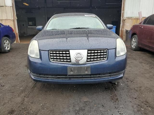 2005 Nissan Maxima SE