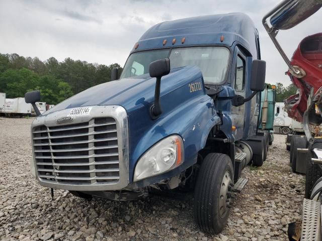 2016 Freightliner Cascadia 125