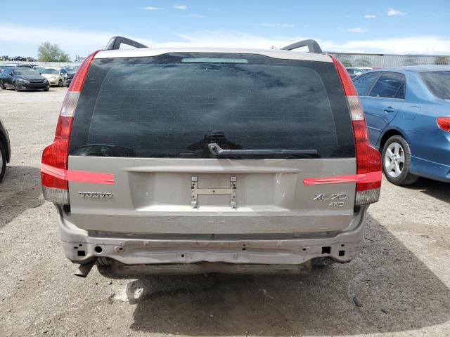 2004 Volvo XC70