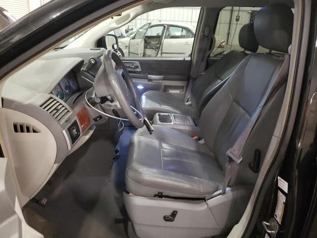 2008 Chrysler Town & Country Touring