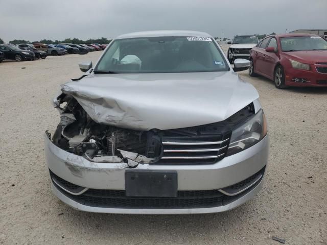 2015 Volkswagen Passat SE