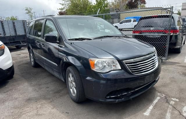 2013 Chrysler Town & Country Touring