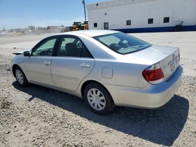 2005 Toyota Camry LE