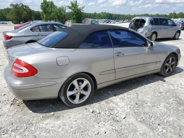 2005 Mercedes-Benz CLK 320