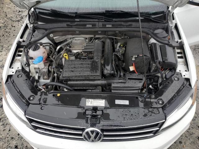 2017 Volkswagen Jetta SE