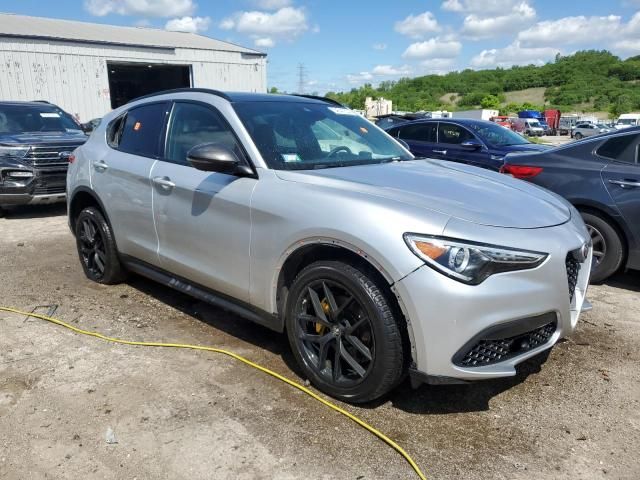 2019 Alfa Romeo Stelvio TI