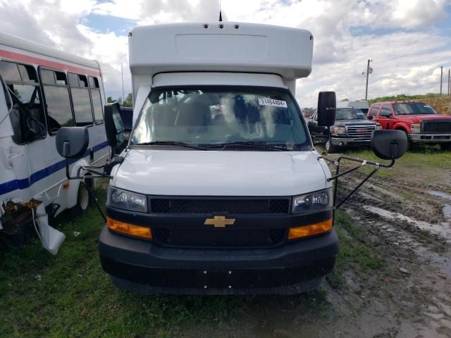 2023 Coll 2023 Chevrolet Express G3500