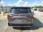 2022 Toyota Sienna Limited