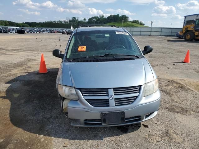 2005 Dodge Caravan SXT