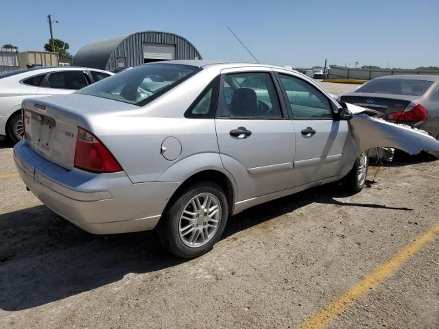 2005 Ford Focus ZX4