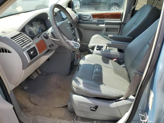 2009 Chrysler Town & Country Touring