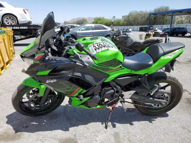 2023 Kawasaki EX650 P