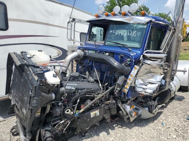 2019 Peterbilt 389