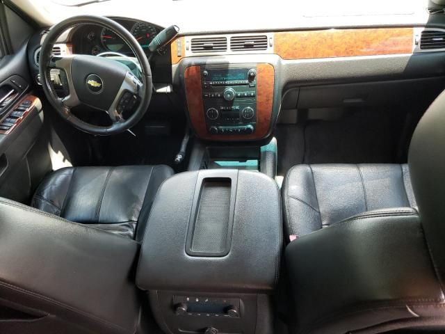 2012 Chevrolet Suburban C1500 LT