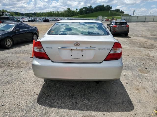 2004 Toyota Camry LE