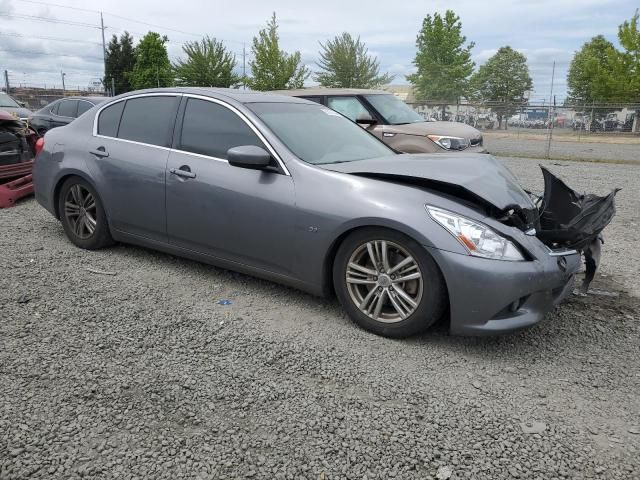 2015 Infiniti Q40