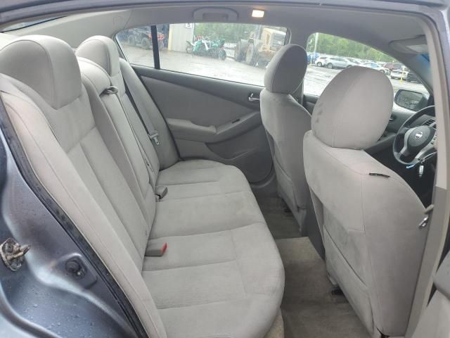 2010 Nissan Altima Base