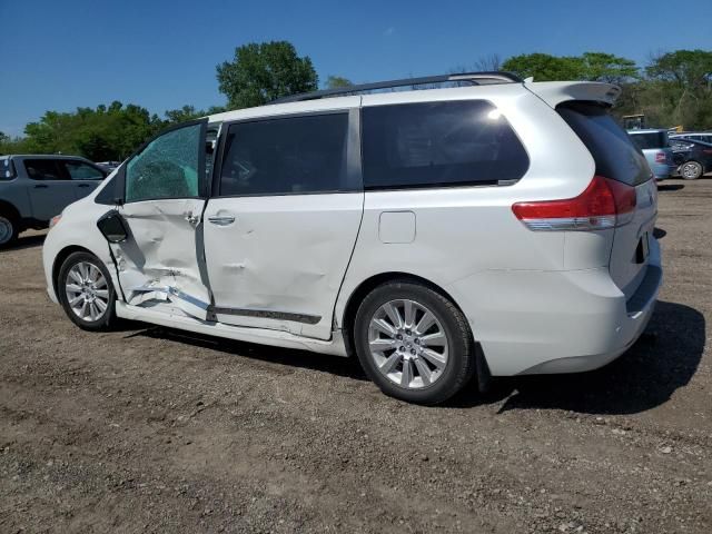 2011 Toyota Sienna XLE