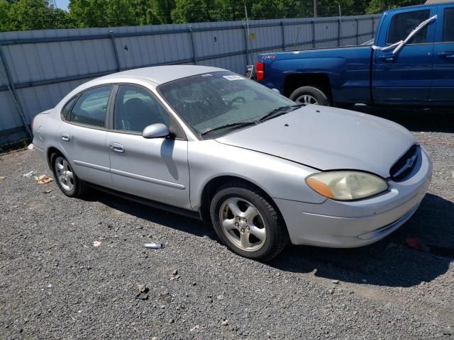 2002 Ford Taurus SE