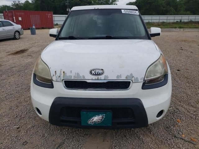 2011 KIA Soul +