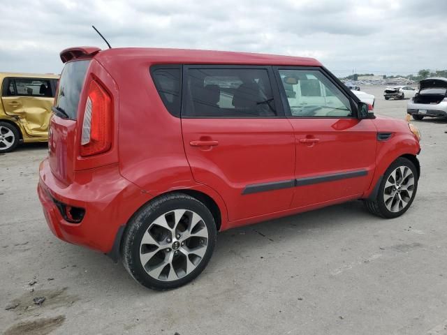 2013 KIA Soul +