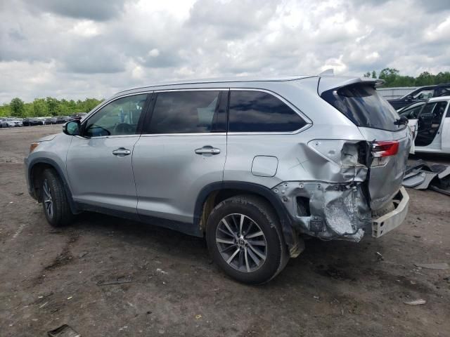 2019 Toyota Highlander SE