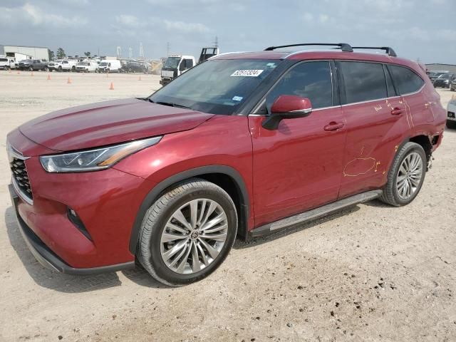 2022 Toyota Highlander Platinum