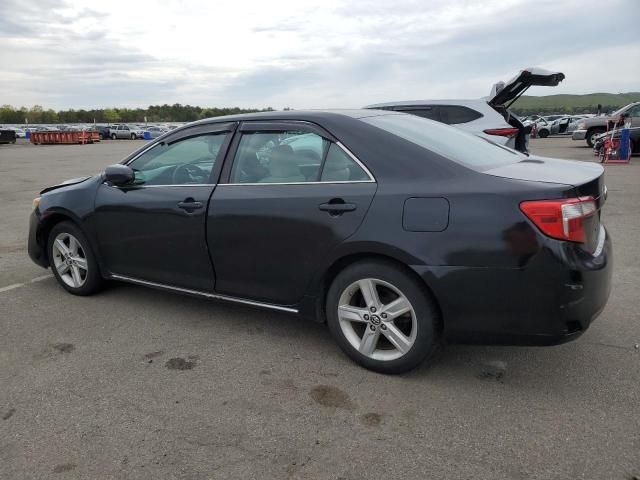 2014 Toyota Camry Hybrid