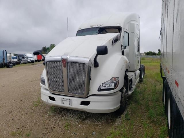 2015 Kenworth Construction T680