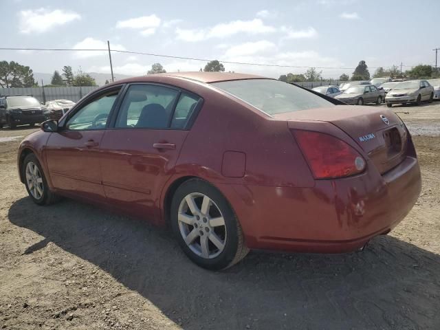 2004 Nissan Maxima SE