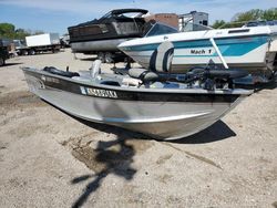 Salvage boats for sale at Des Moines, IA auction: 2004 Alumacraft Acraftboat