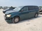 2009 Chrysler Town & Country LX