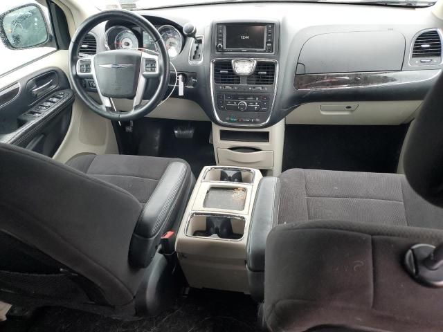 2011 Chrysler Town & Country Touring