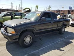 Carros salvage sin ofertas aún a la venta en subasta: 2001 GMC Sonoma