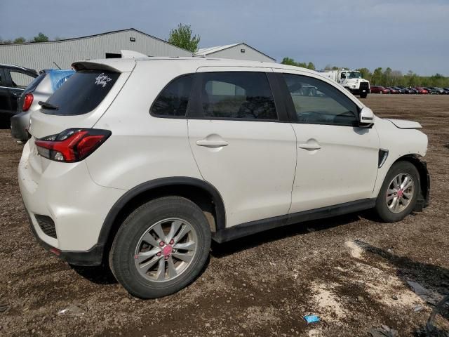 2020 Mitsubishi RVR SE