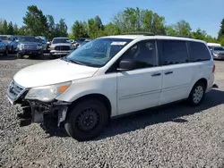 Salvage cars for sale from Copart Portland, OR: 2009 Volkswagen Routan S