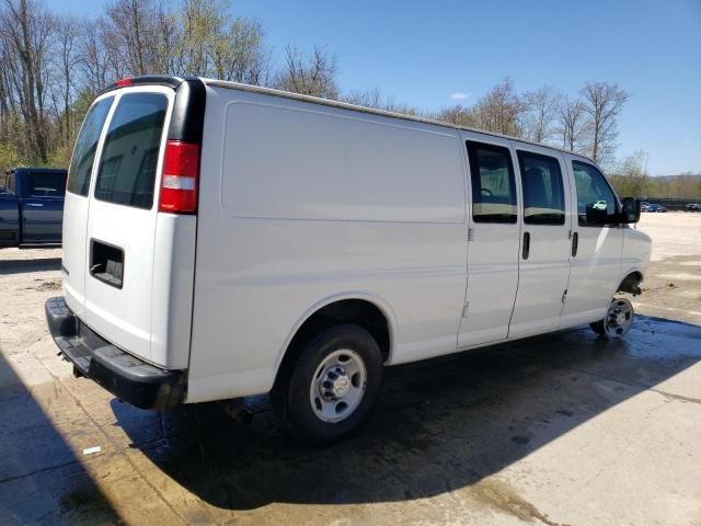 2017 Chevrolet Express G2500