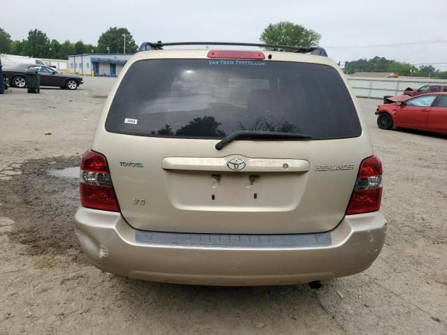 2004 Toyota Highlander Base