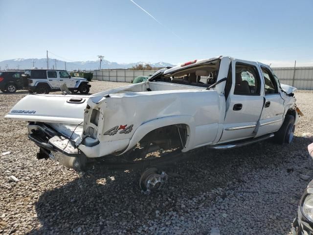 2004 GMC Sierra K2500 Heavy Duty