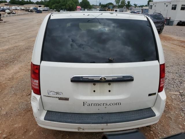 2008 Chrysler Town & Country LX