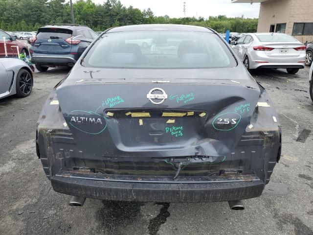 2010 Nissan Altima Base