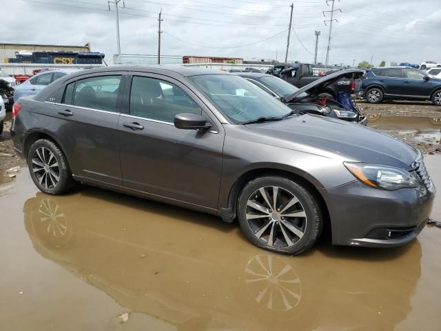 2014 Chrysler 200 Touring