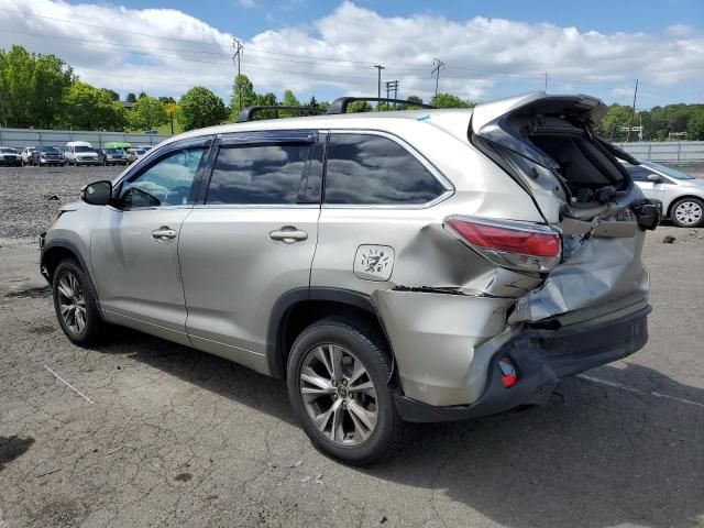 2016 Toyota Highlander LE