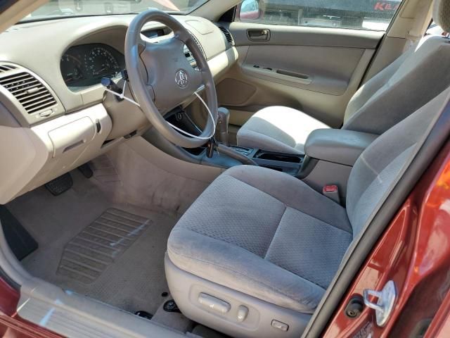 2004 Toyota Camry LE