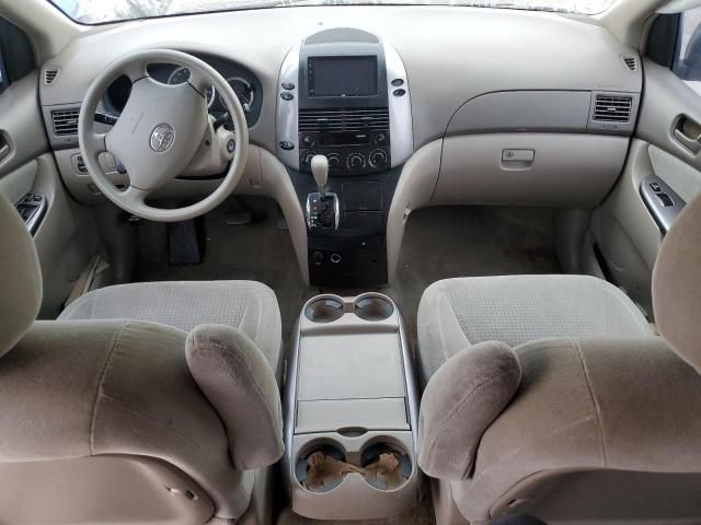 2006 Toyota Sienna CE